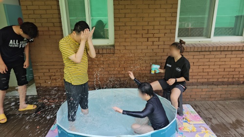 [긍정행동지원팀] 텃밭 간이 풀장 물놀이 활동