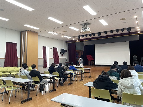 개강식을 진행하고 있는 모습입니다..JPG