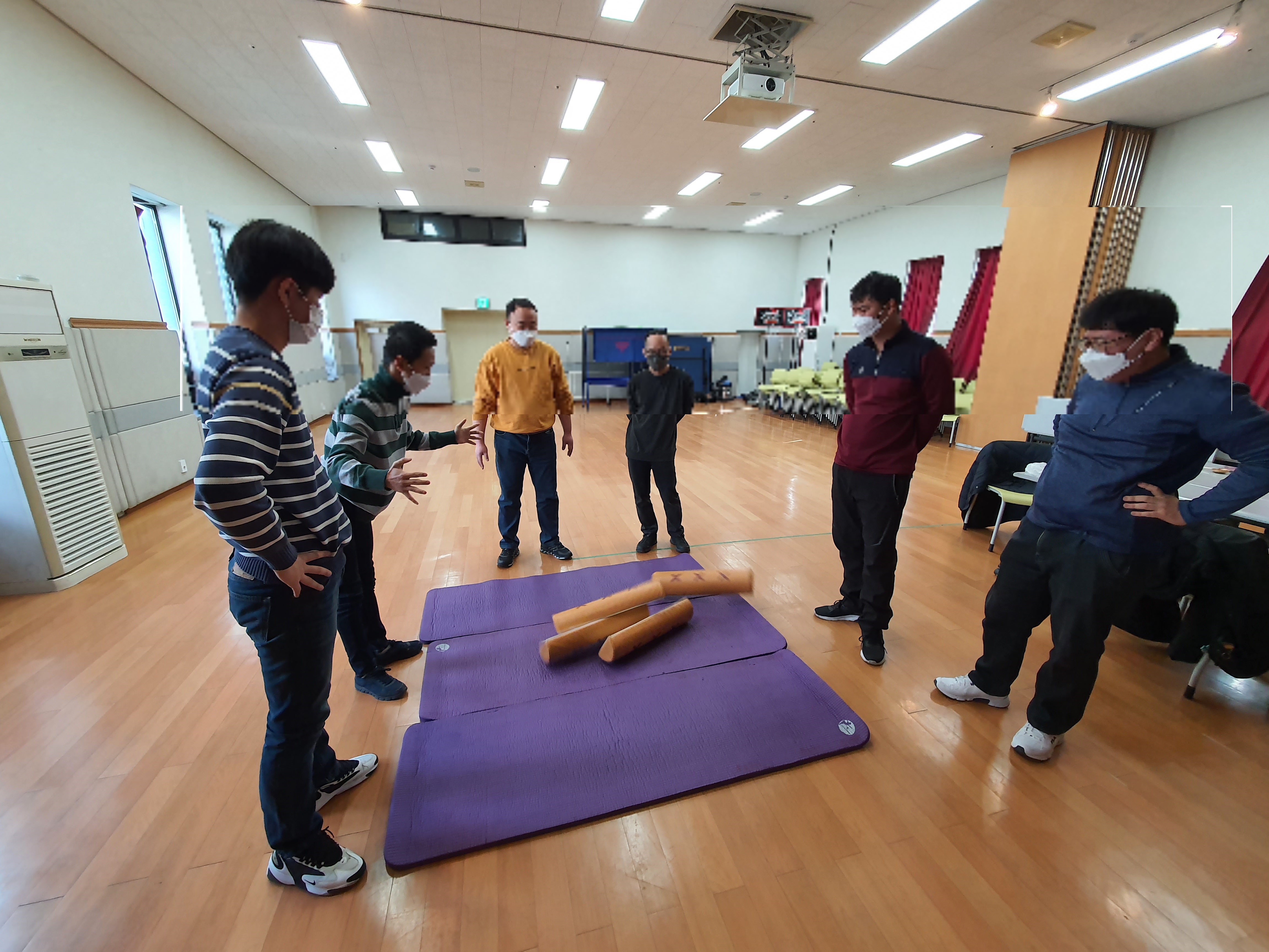 윷놀이편집.jpg