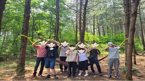 002.jpg