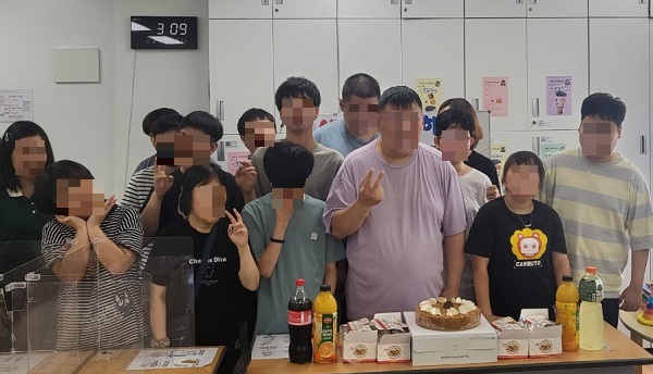 11생파2.jpg