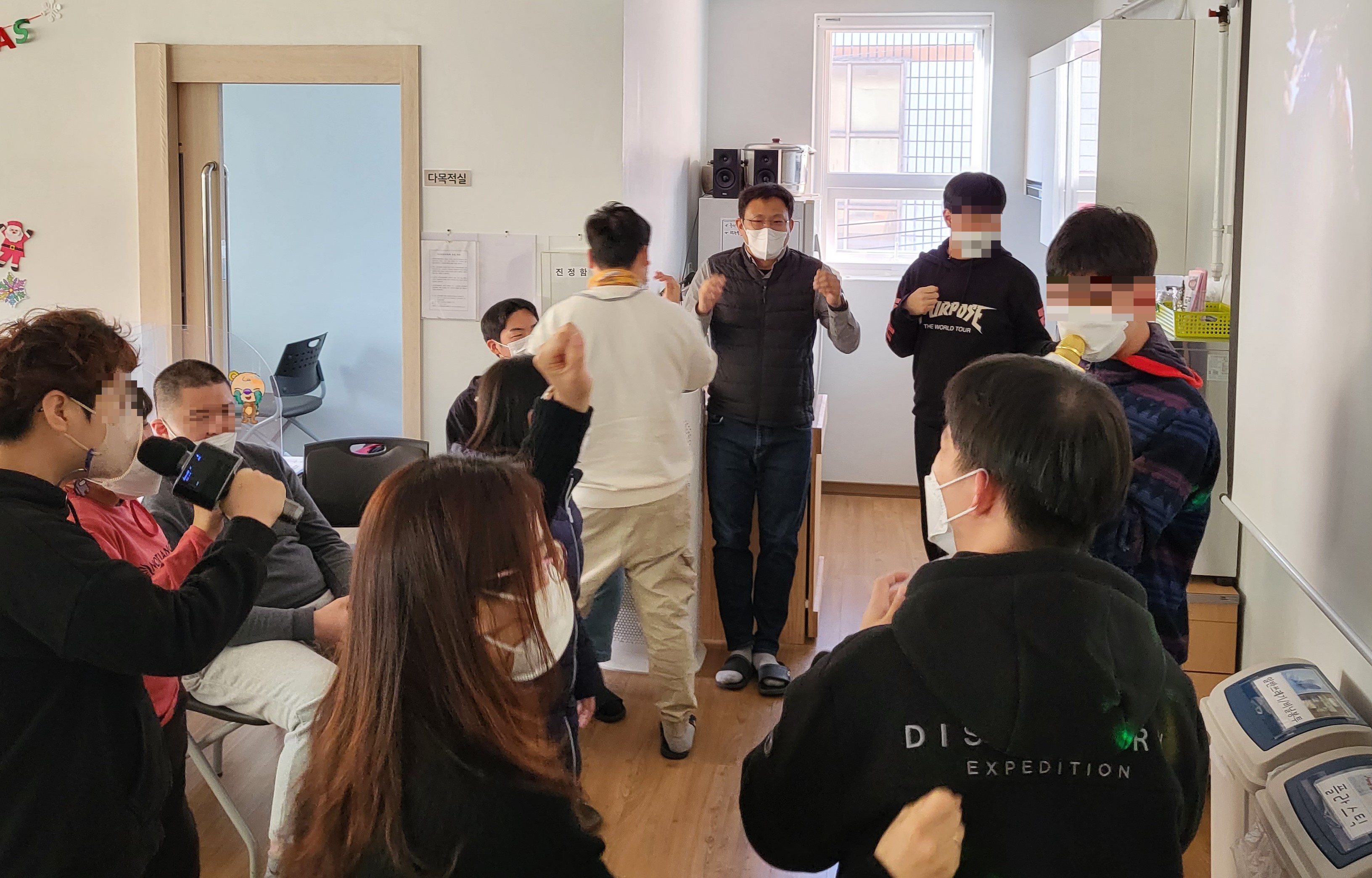 3.음악2.jpg