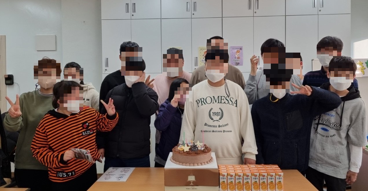 [늘푸른동산]이용인 생일파티