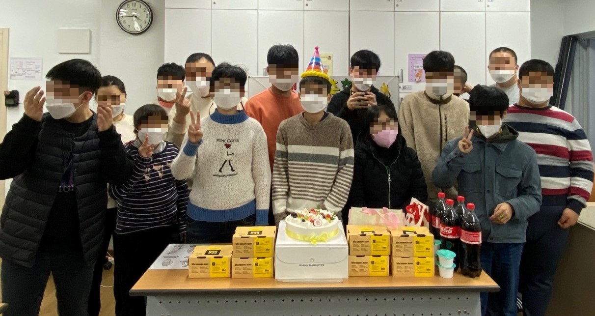 [늘푸른동산] 이용인 생일파티