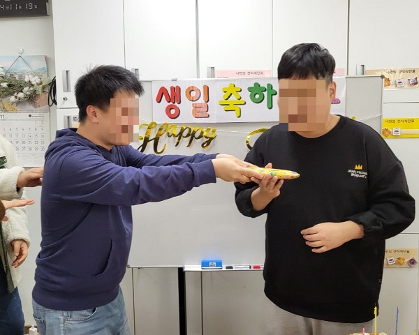 19-2생파2.jpg