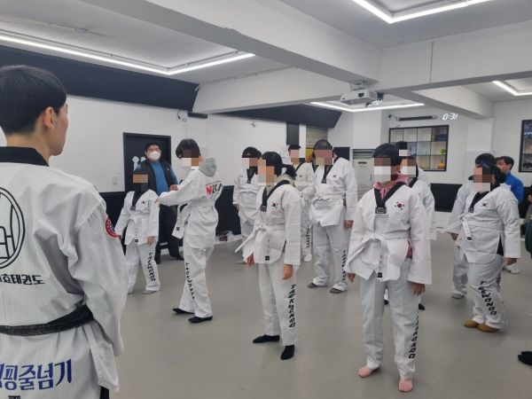 [늘푸른동산] WECA 세계교육문화원 지원 프로그램 '태권도'