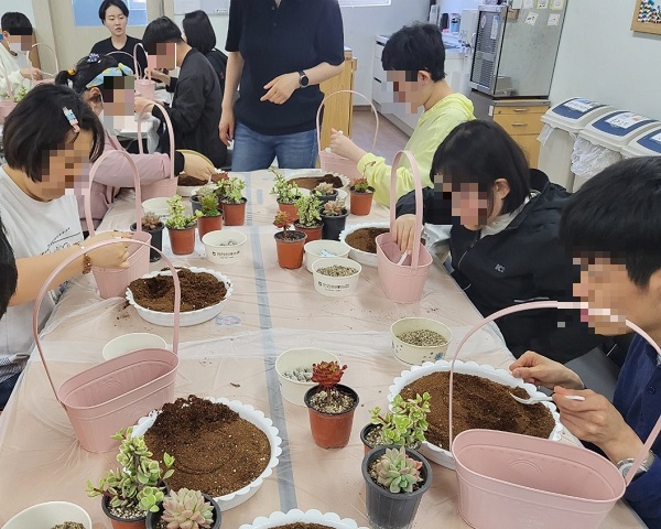 [늘푸른동산] 원예활동