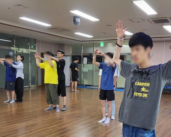 4댄싱2_censored.jpg